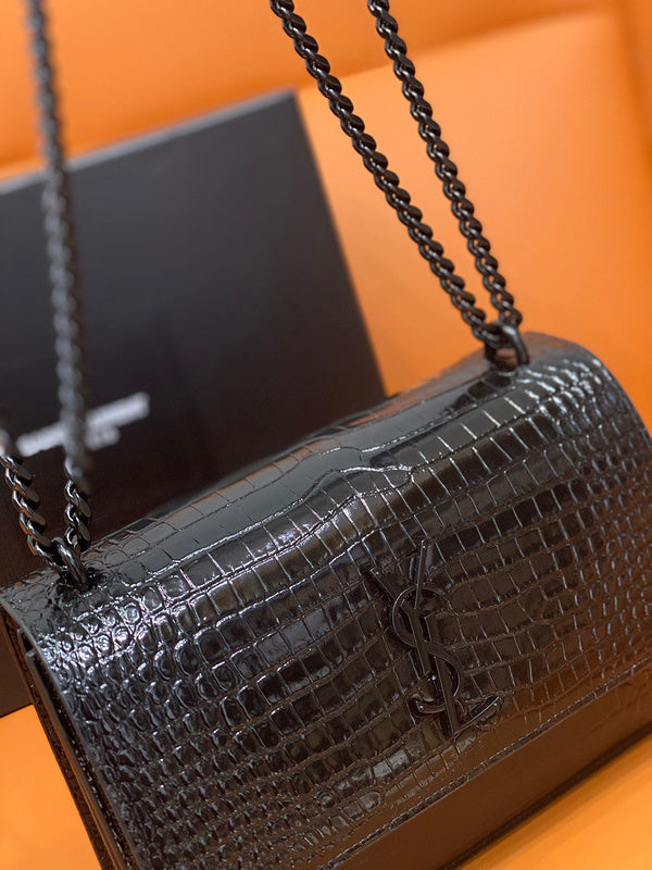 Amelia - YSL Bag - 2033
