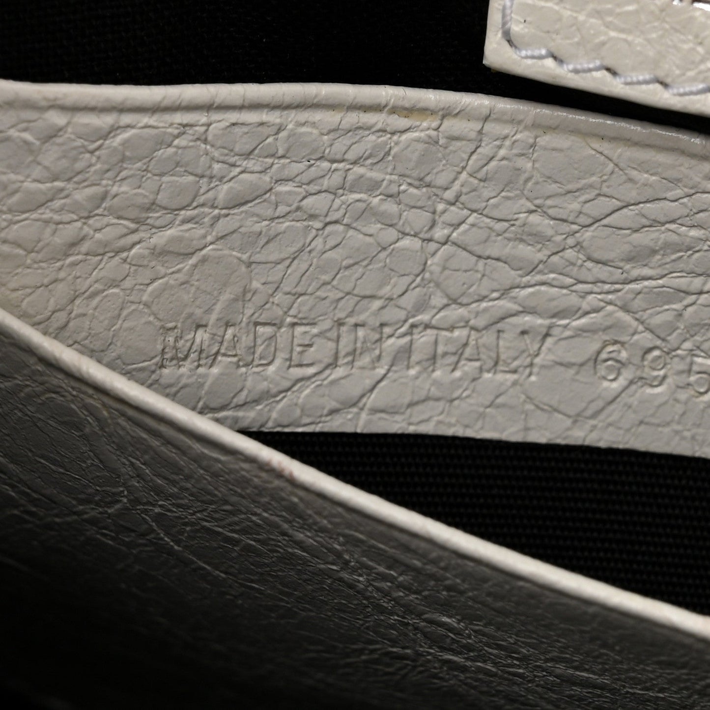 Balenciaga Extra Supple Calfskin Crocodile Embossed Le Cagole Mini Purse With Chain White