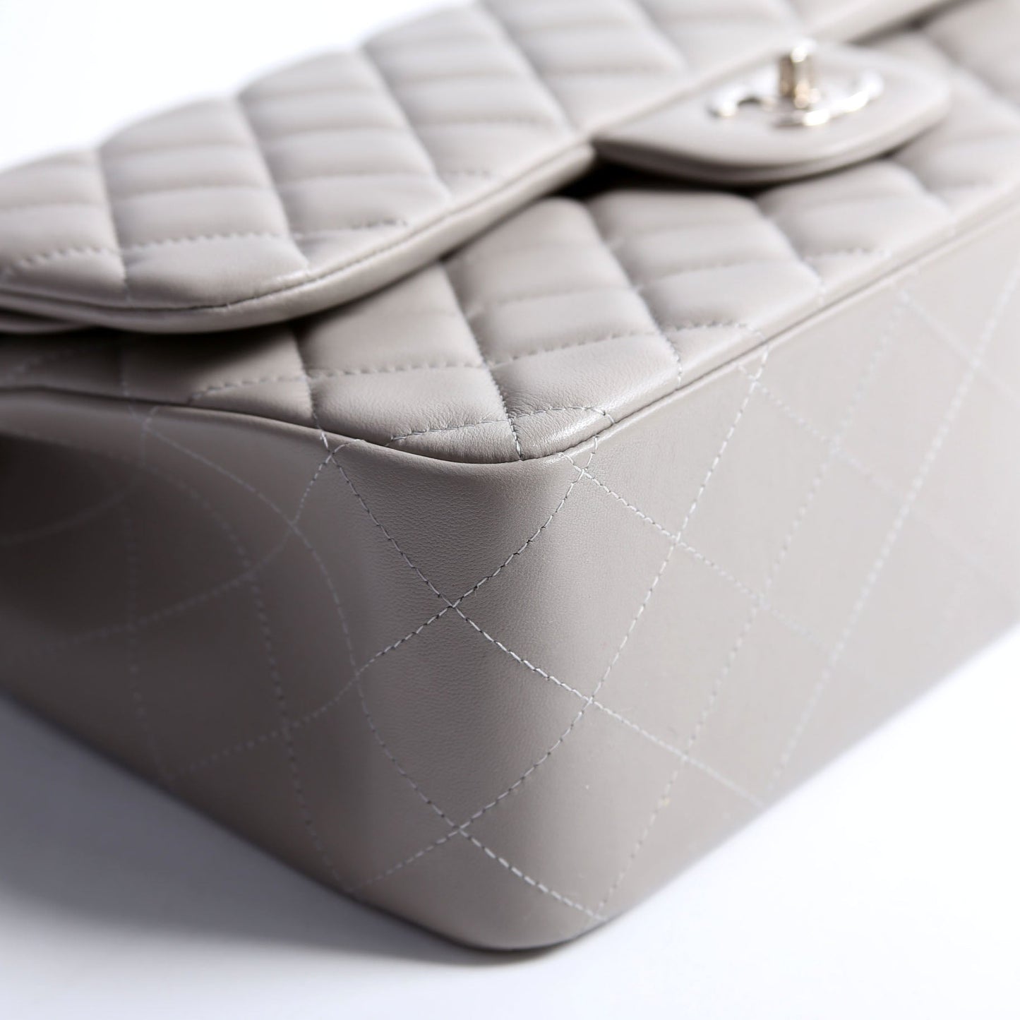 Chanel Classic Flap Jumbo Lambskin 25-28M Gray/Silver Bag