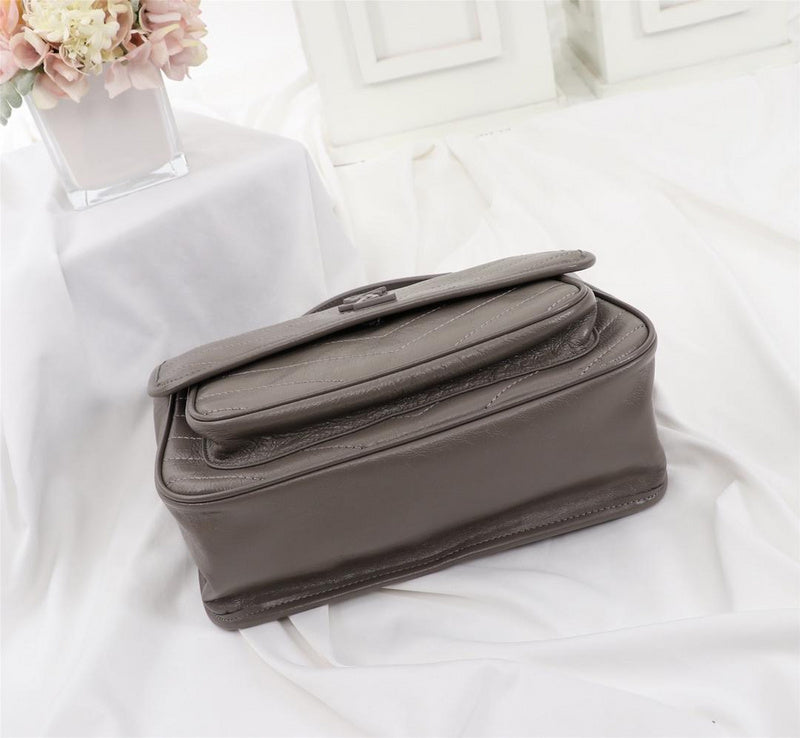 Amelia - YSL Bag - 2642