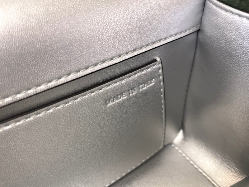 Amelia's Bag Gallery - VEL Bags - 824