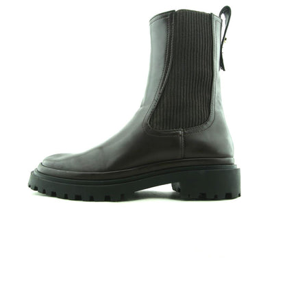 ZARA. .