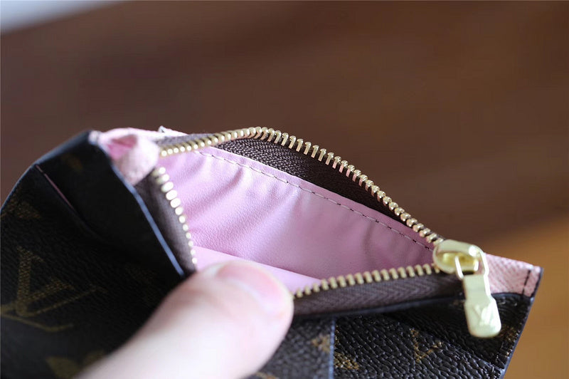 Fan Fashion Lu-Vi bags - 9080