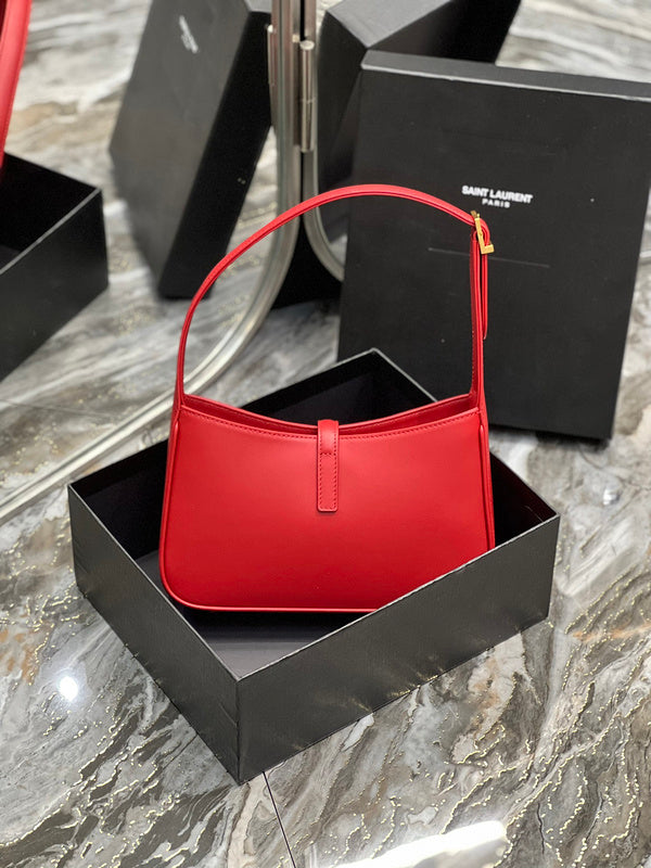 Amelia - YSL Bag - 2481