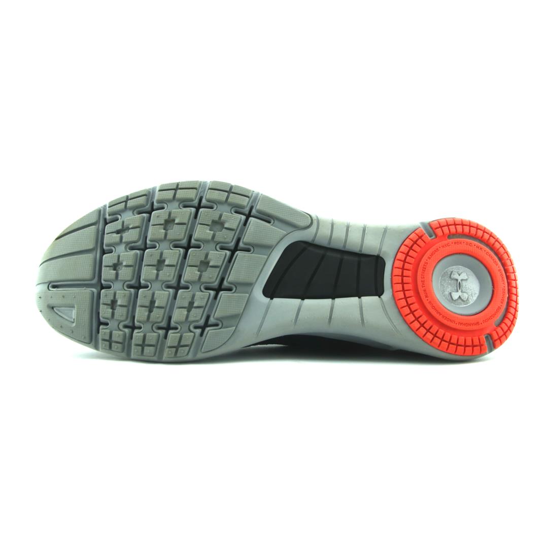 UNDER ARMOUR HIGHLIGHTED DELTA 2