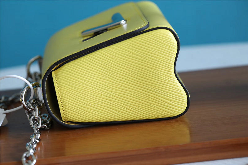 Fan Fashion Lu-Vi bags - 8429