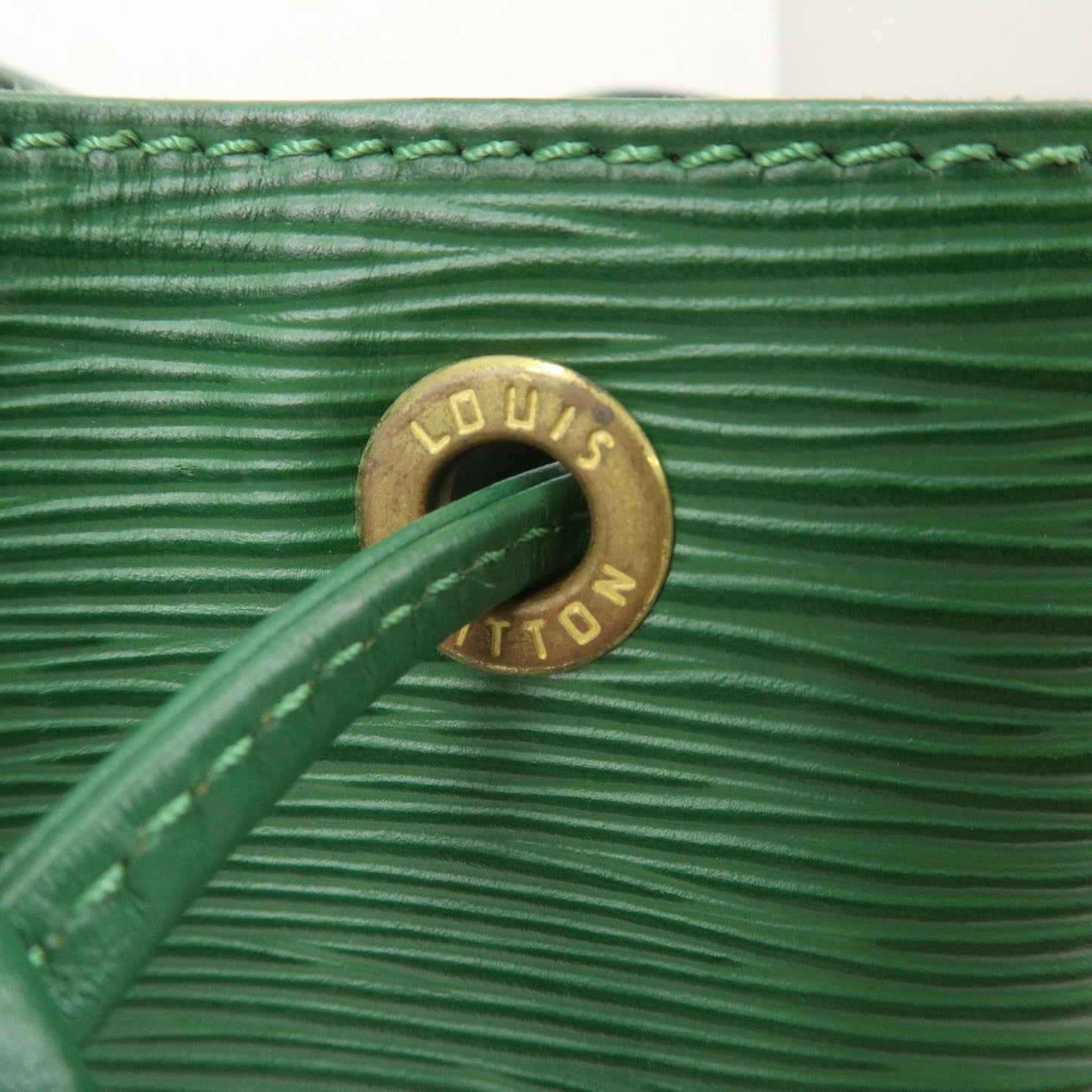 Louis Vuitton Epi Noe Shoulder Bag Borneo Green M44007