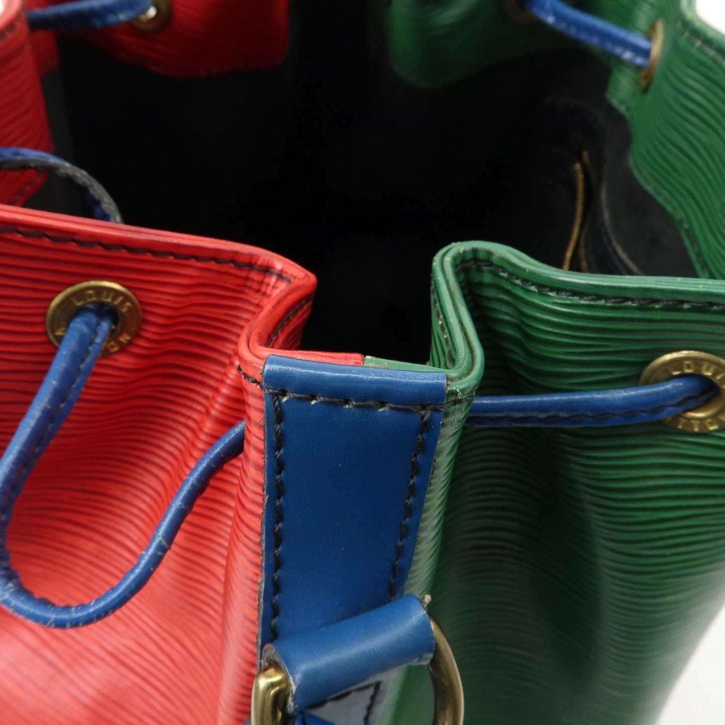 Louis Vuitton Epi Petit Noe Tricolore Shoulder Bag M40678