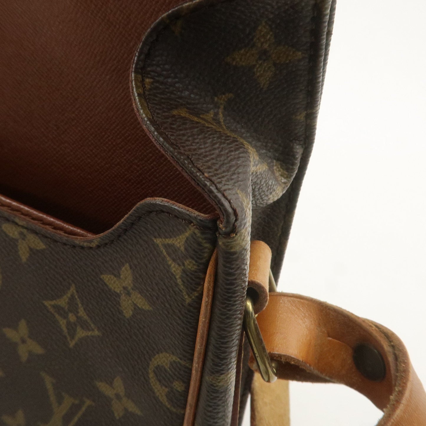 Louis Vuitton Monogram Cartouchiere 26 Shoulder Bag M51252