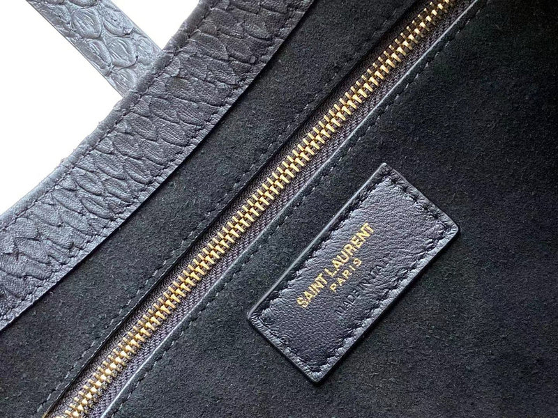 Amelia - YSL Bag - 4158