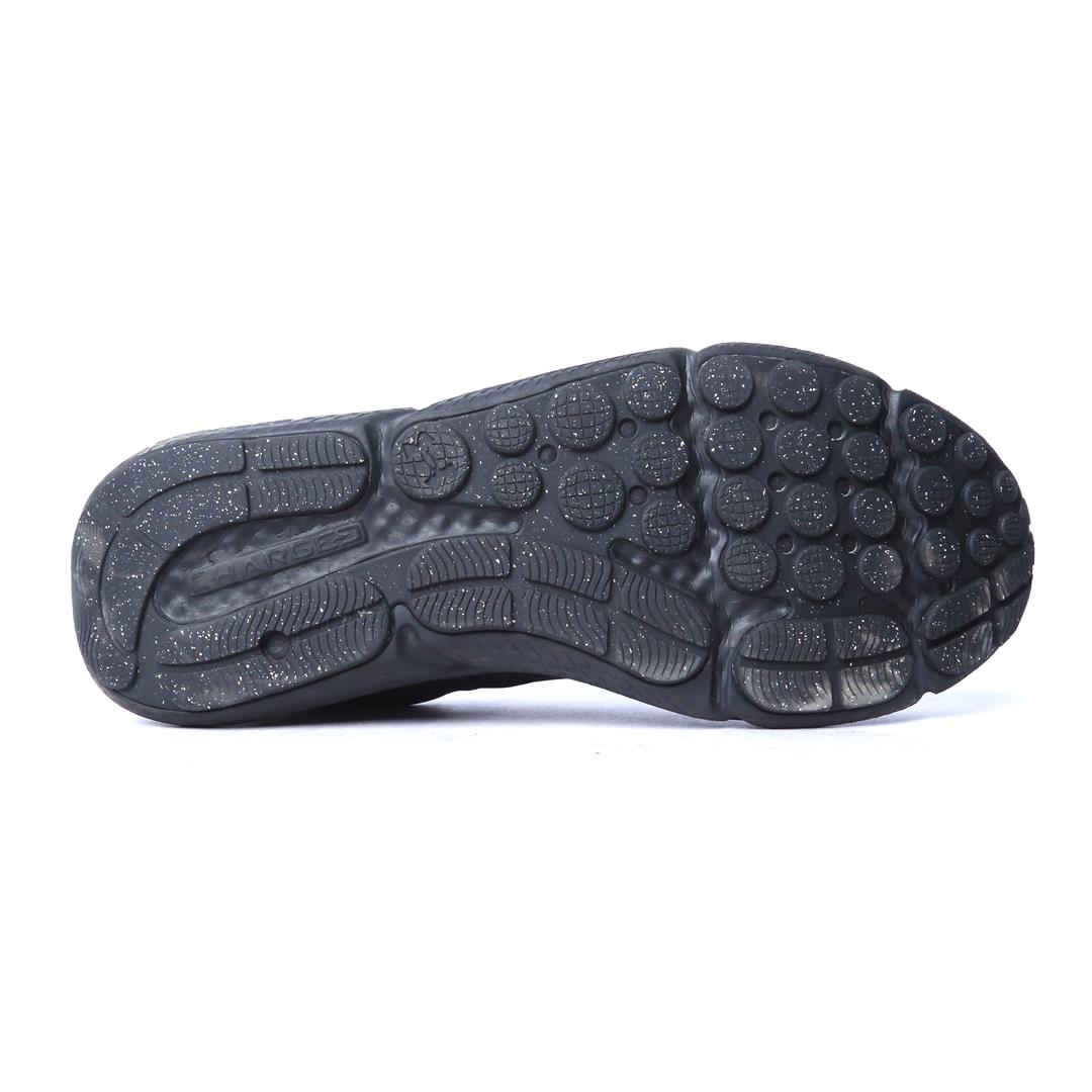 UNDER ARMOUR CHARGED ASSERT 10