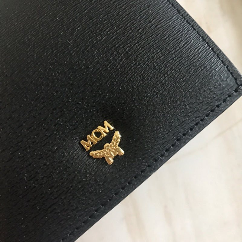 Amelia - MQM Wallets - 089