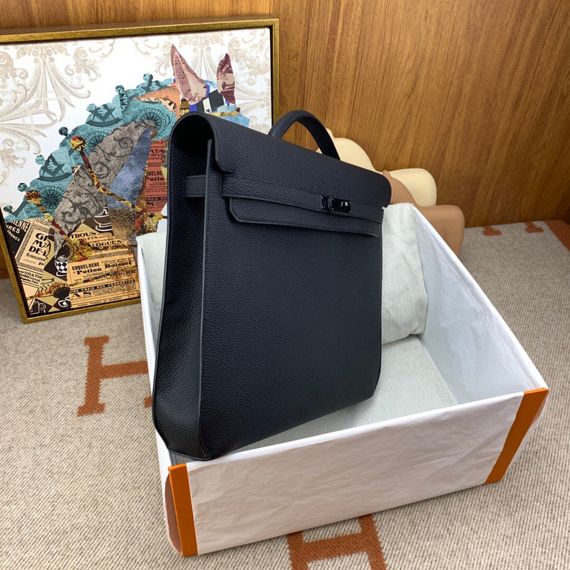 Amelia - HMS Bags - 1715