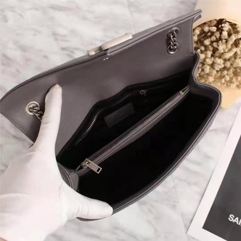 Amelia - YSL Bag - 2821