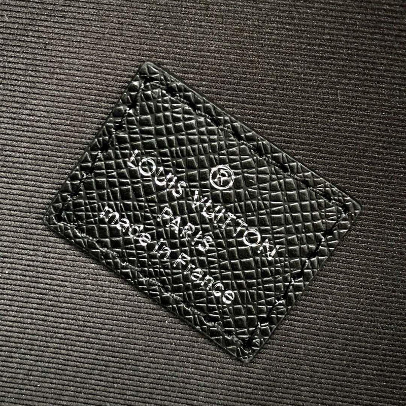Fan Fashion Lu-Vi bags - 17836
