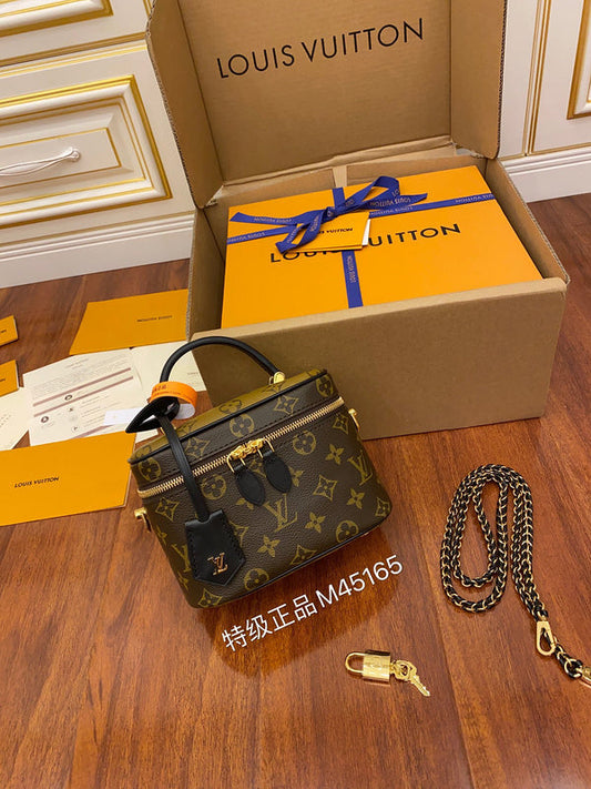 Amelia's Bag Gallery - LOV Bags - 1010