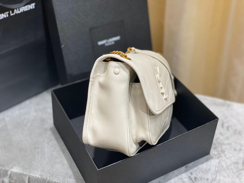 Amelia - YSL Bag - 4044