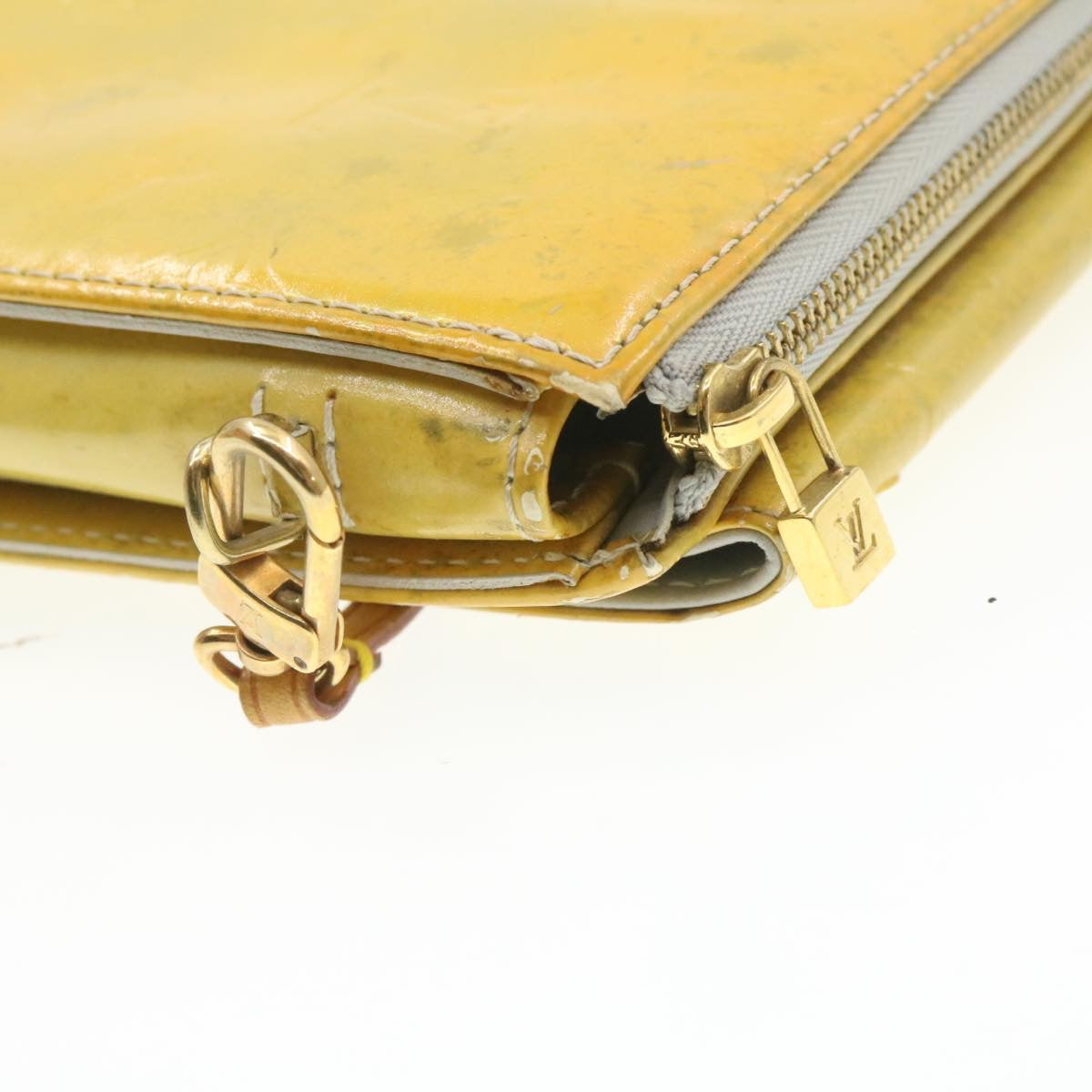 LOUIS VUITTON Vernis Motto Shoulder Bag Gris LV Auth 18430