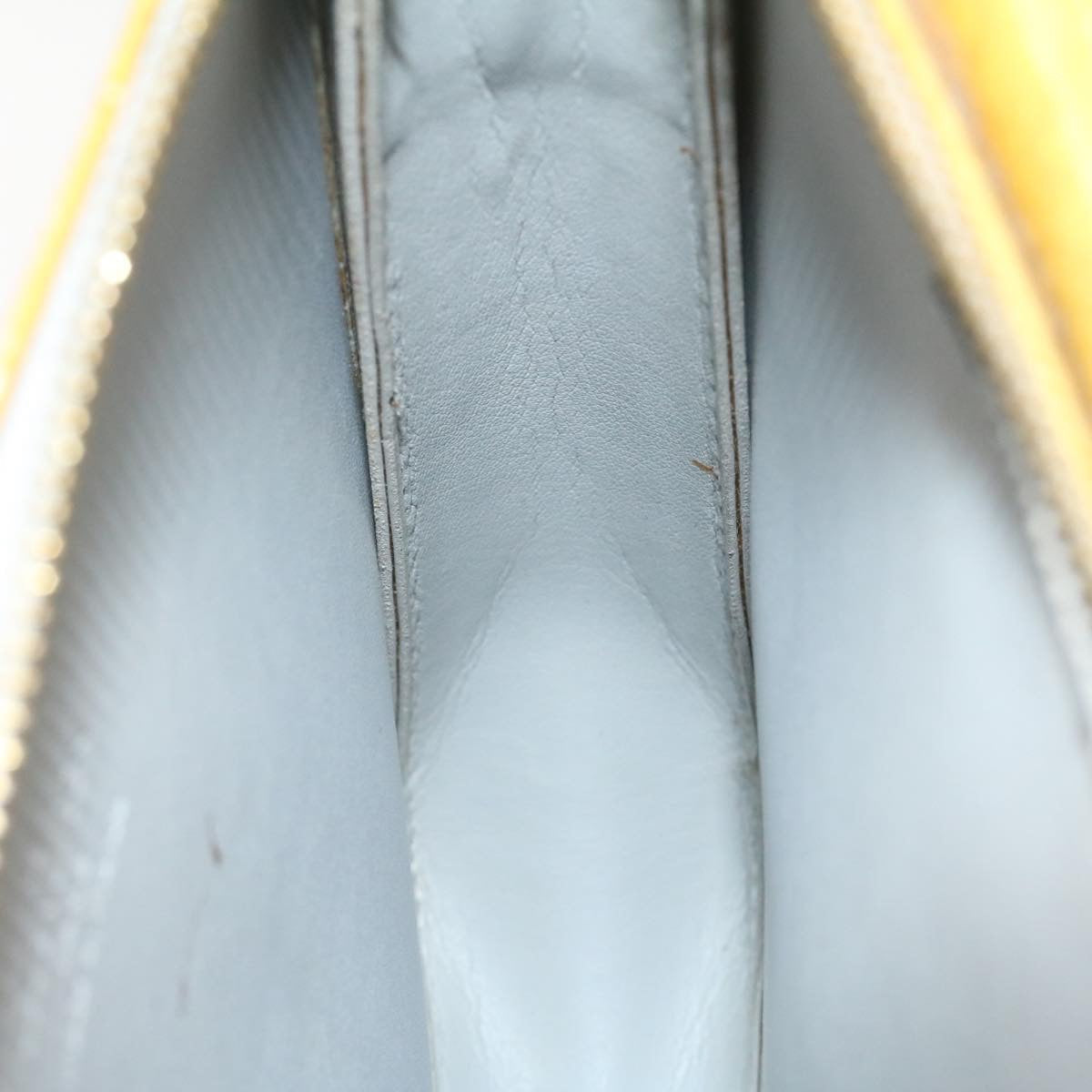 LOUIS VUITTON Vernis Motto Shoulder Bag Gris LV Auth 18430