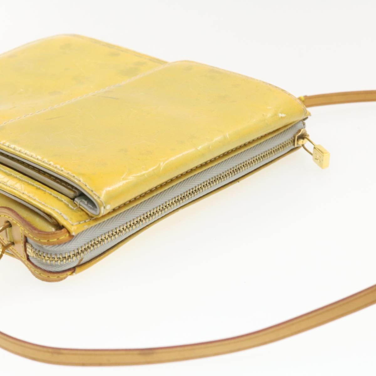 LOUIS VUITTON Vernis Motto Shoulder Bag Gris LV Auth 18430