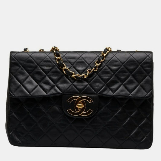 CHANEL   Jumbo XL Flap Bag