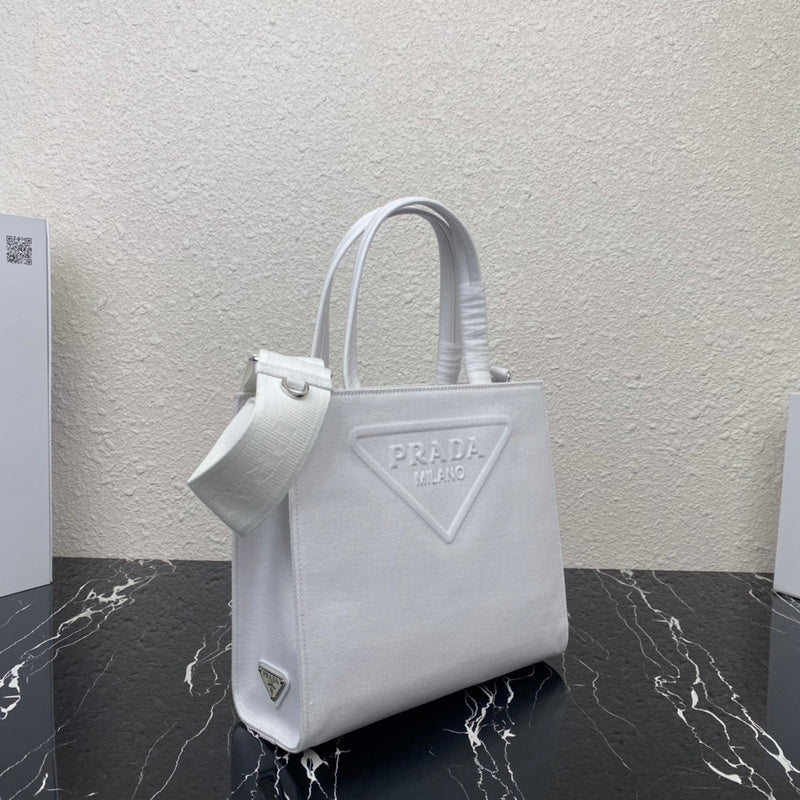Amelia- PRDA  LUXURY BAGS - 840