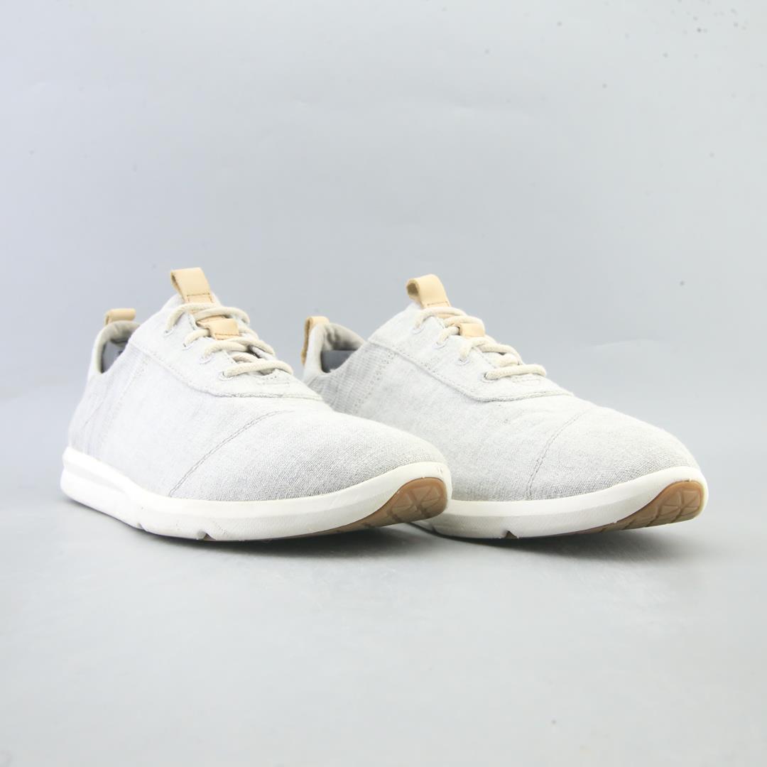 TOMS LACE UP DETAIL ROUND TOE CABRILLO