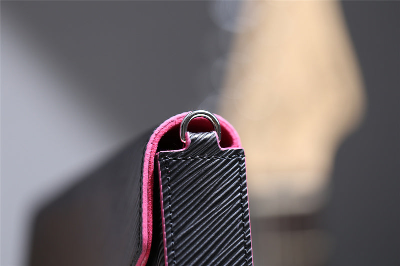 Fan Fashion Lu-Vi bags - 9010
