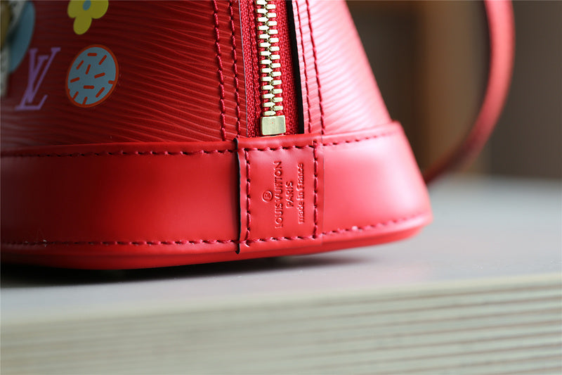 Fan Fashion Lu-Vi bags - 8258
