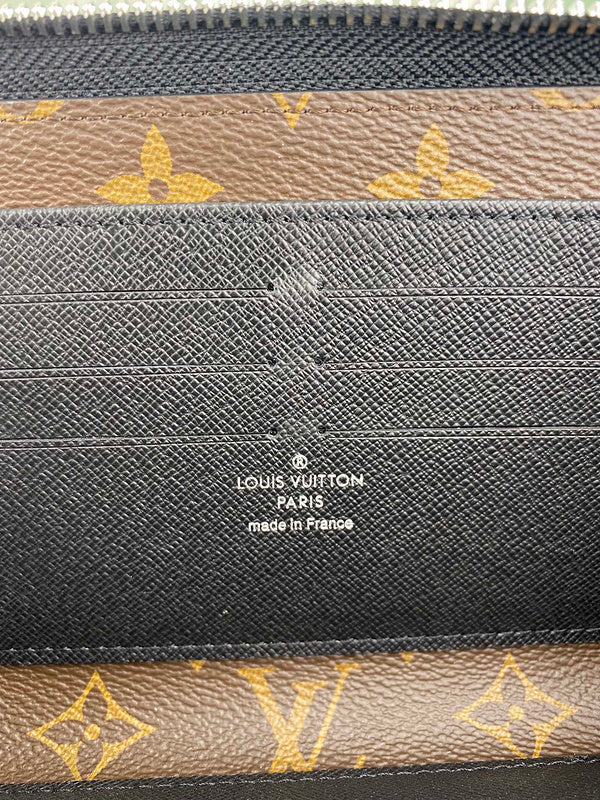 Fan Fashion Lu-Vi bags - 17414