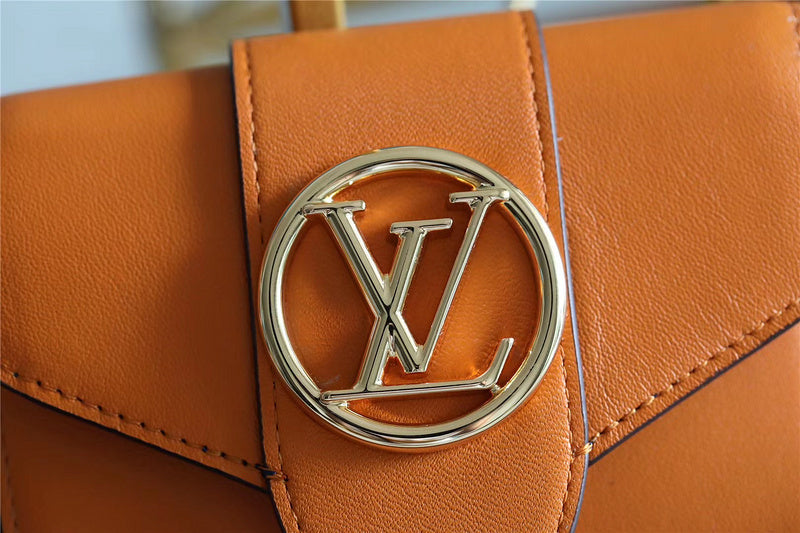 Fan Fashion Lu-Vi bags - 8972