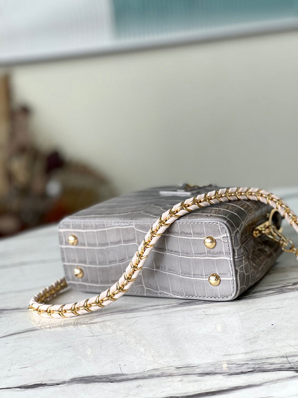 Fashion Lu-Vi bags - 4986