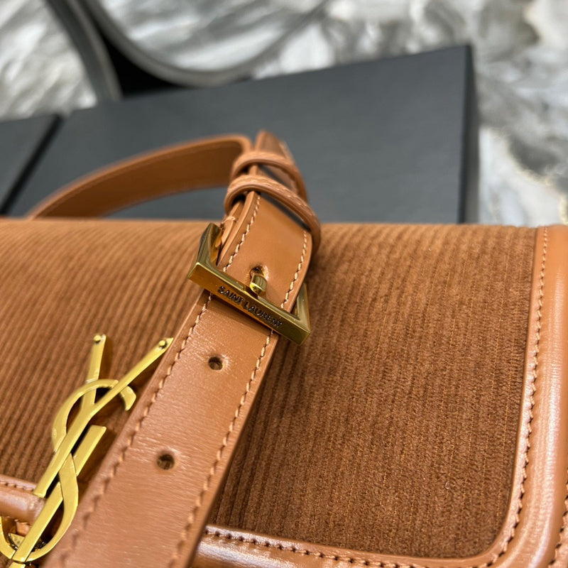 Amelia - YSL Bag - 3611