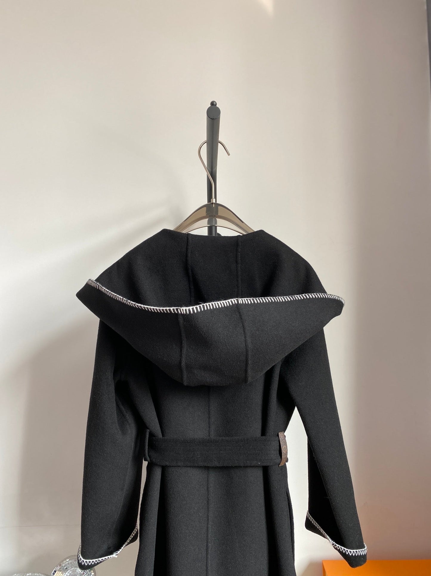 Luxury Louis Vuitton  Wrap Coat 036