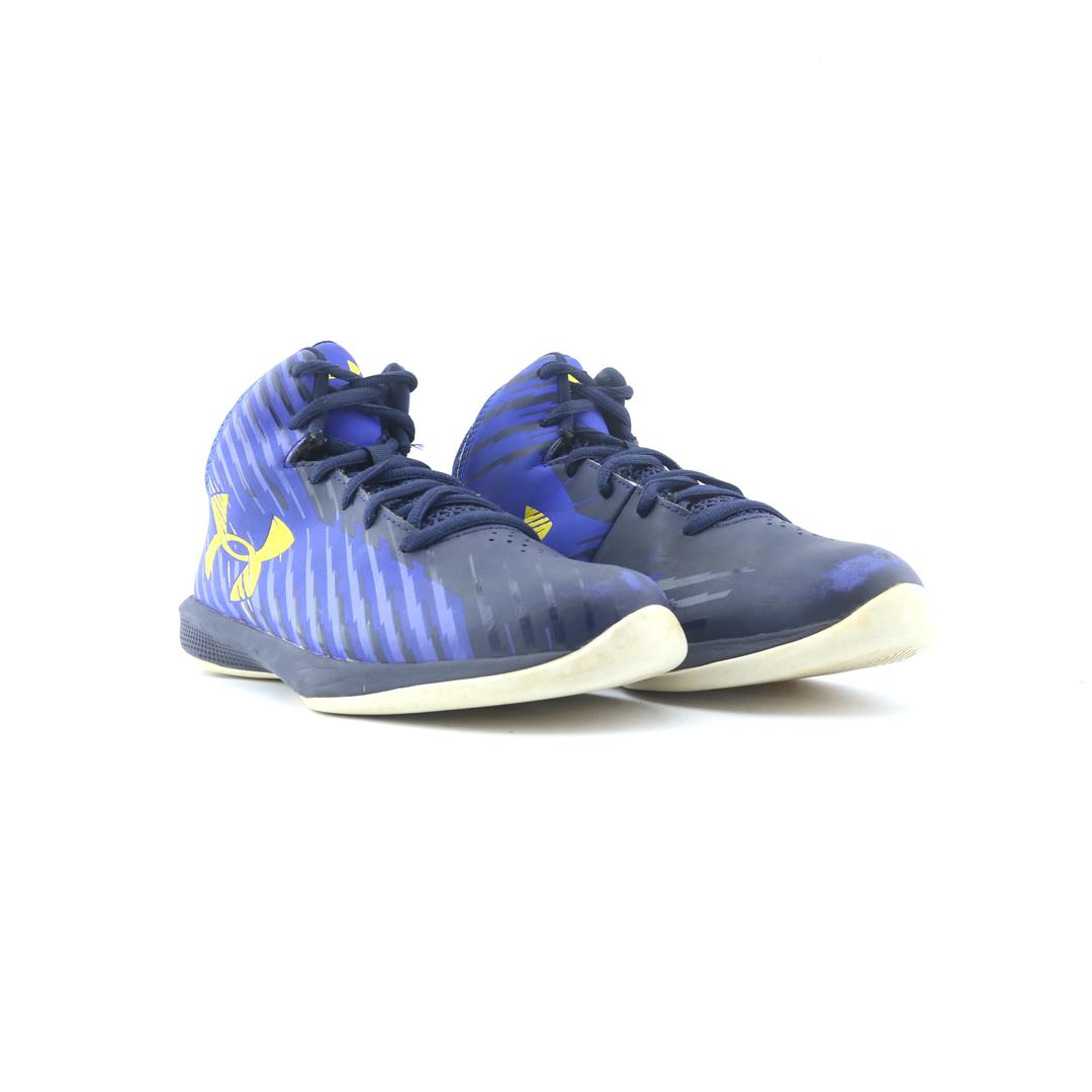 UNDER ARMOUR JET MID