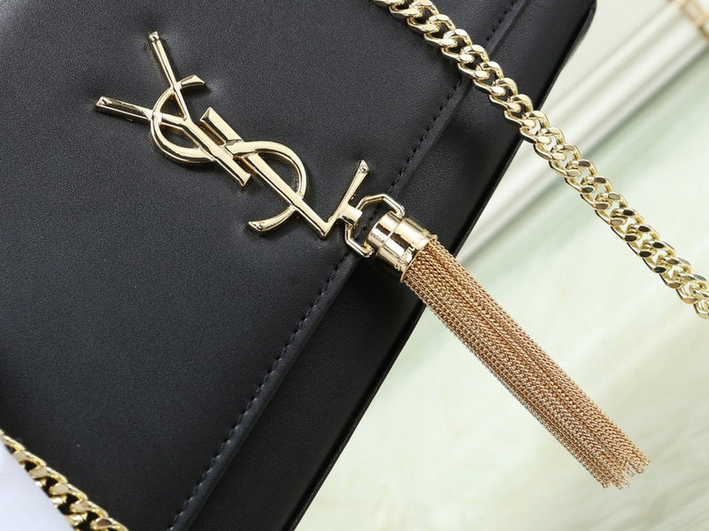 Amelia - YSL Bag - 3546