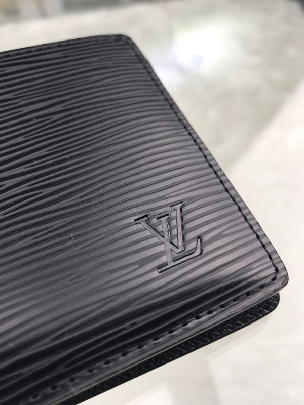 Fan Fashion Lu-Vi bags - 10981