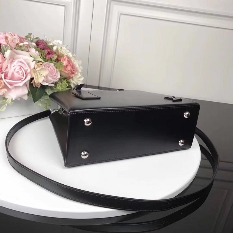 Fan Fashion Lu-Vi bags - 17494