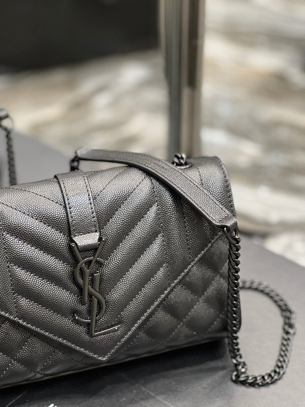 Amelia - YSL Bag - 1902