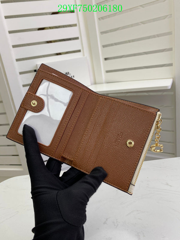Amelia - CAH Wallet - 032