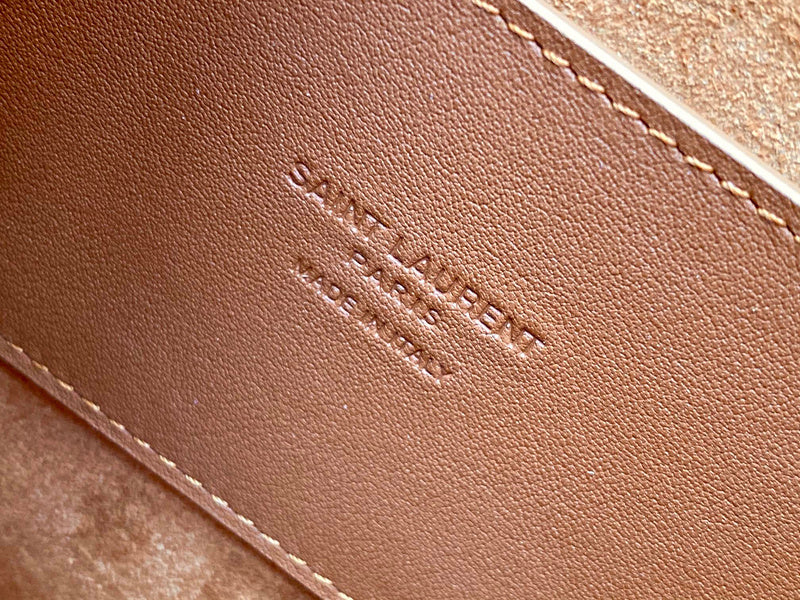 Amelia - YSL Bag - 3730