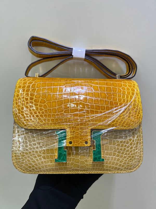 Amelia - HMS Bags - 1657
