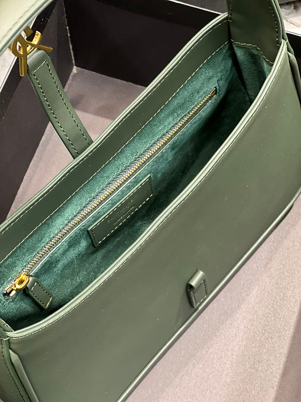 Amelia - YSL Bag - 2480