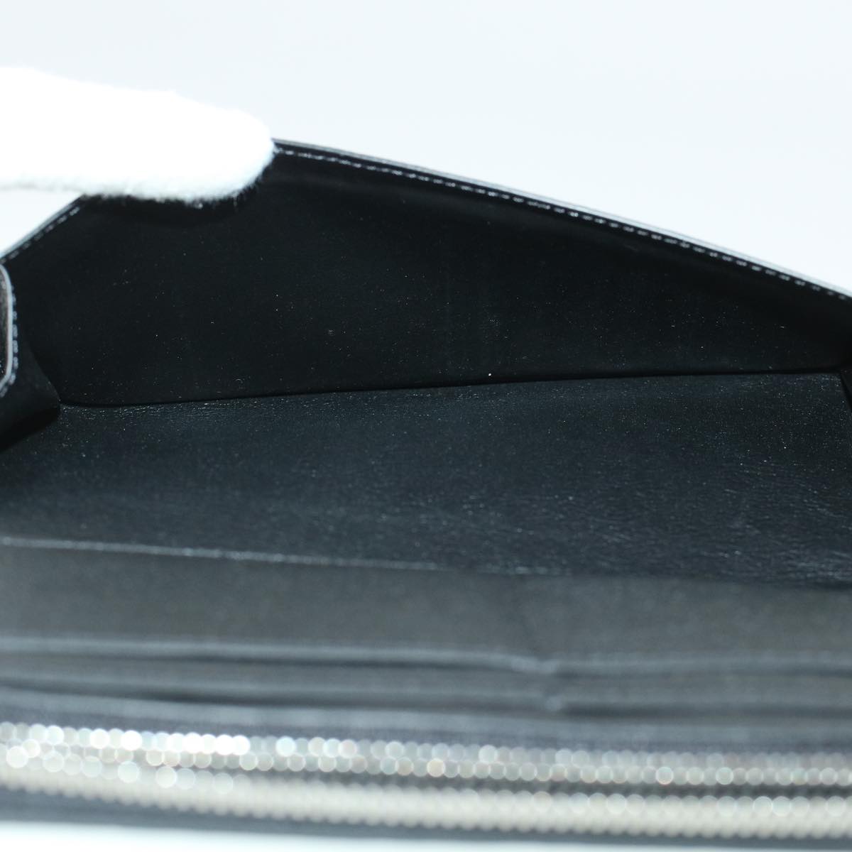 LOUIS VUITTON Zippy Wallet Vertical