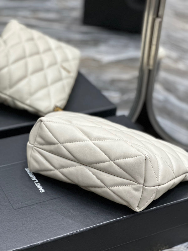 Amelia - YSL Bag - 2358