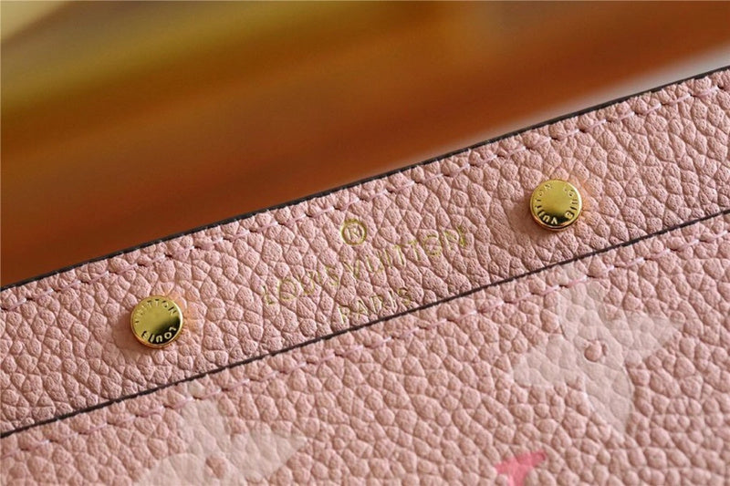 Fan Fashion Lu-Vi bags - 8942