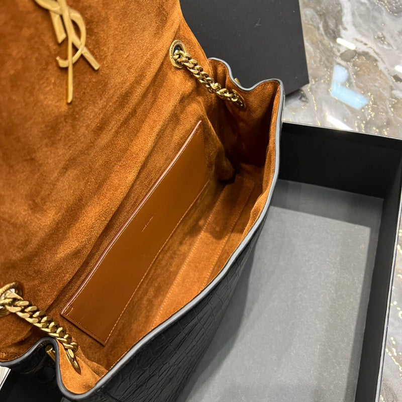Amelia - YSL Bag - 3782