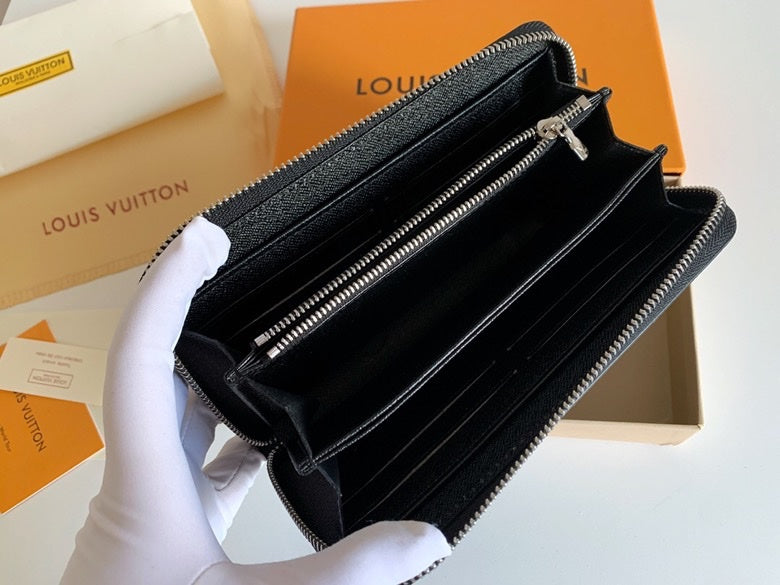 Amelia- LOV  Luxury  Wallets - 703