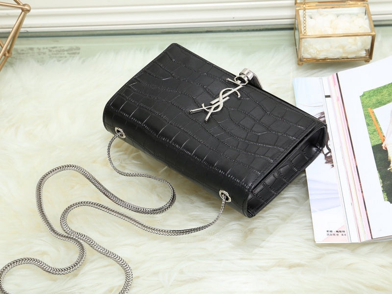 Amelia - YSL Bag - 3554