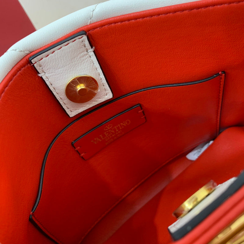 Amelia's Bag Gallery - VEL Bags - 1059